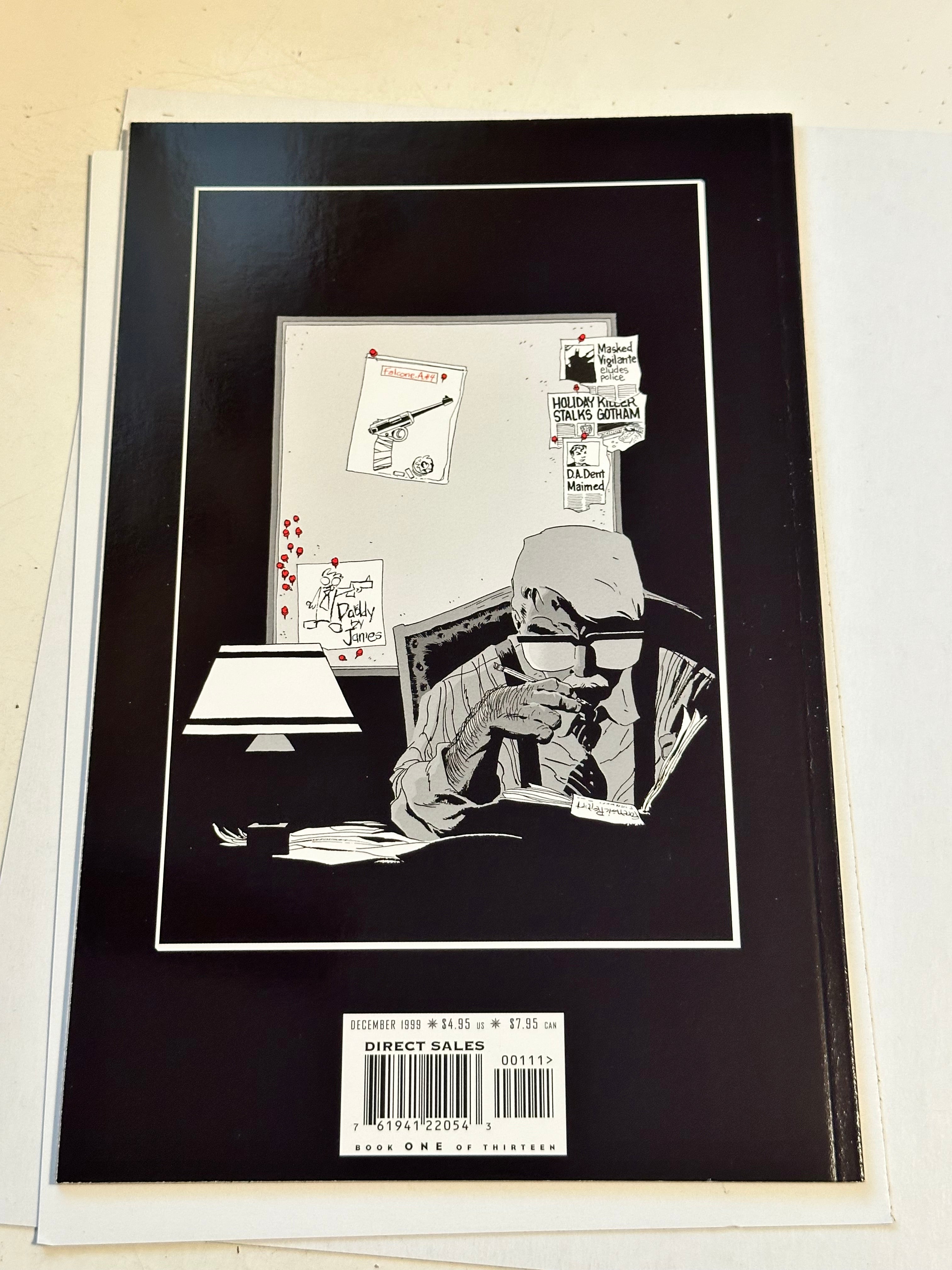 Batman, dark victory number one comic book high-grade condition, 1999