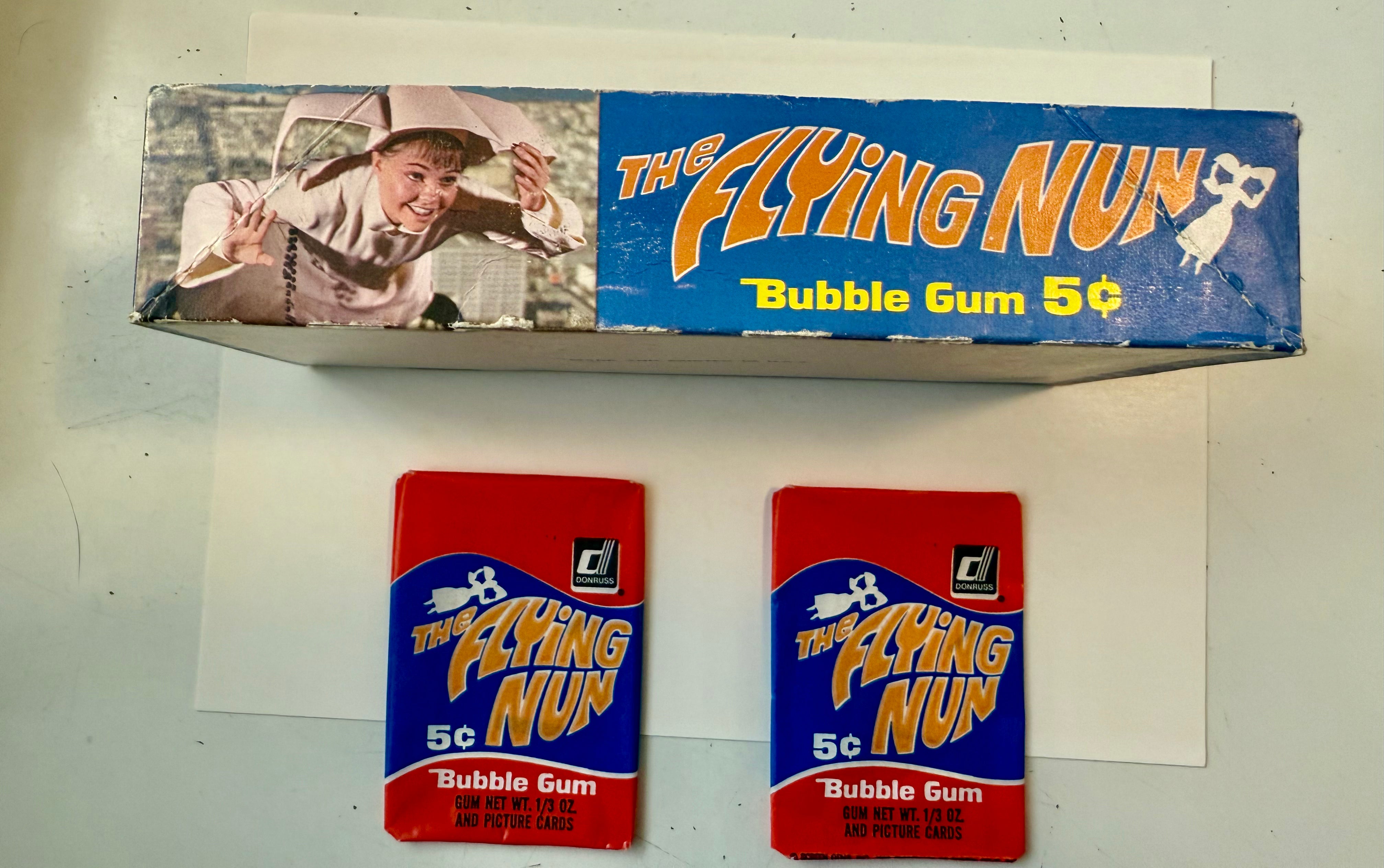 Flying Nun TV show rare cards display empty box with two original wrappers 1965