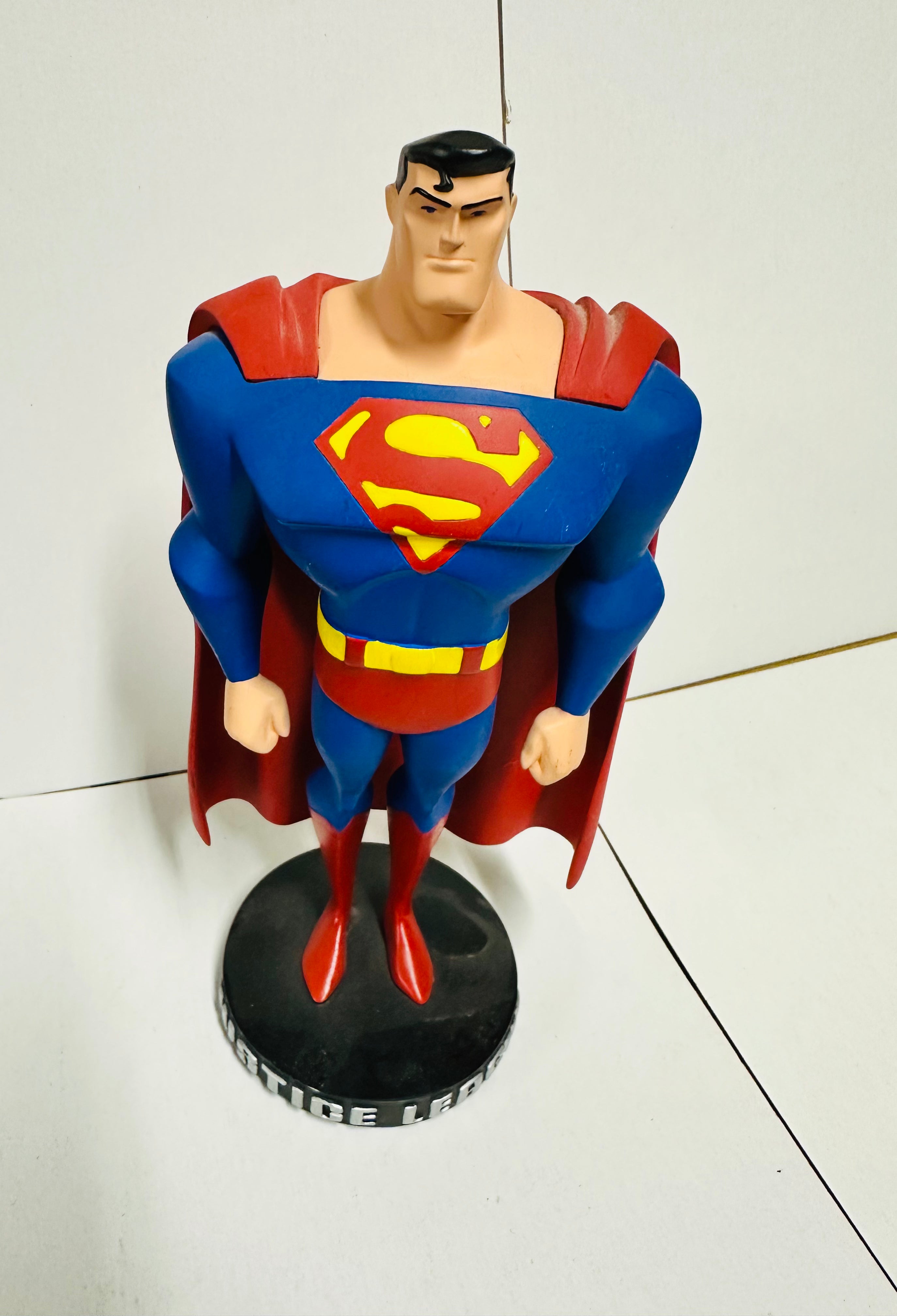 Superman Justice League vintage 10 inch statue