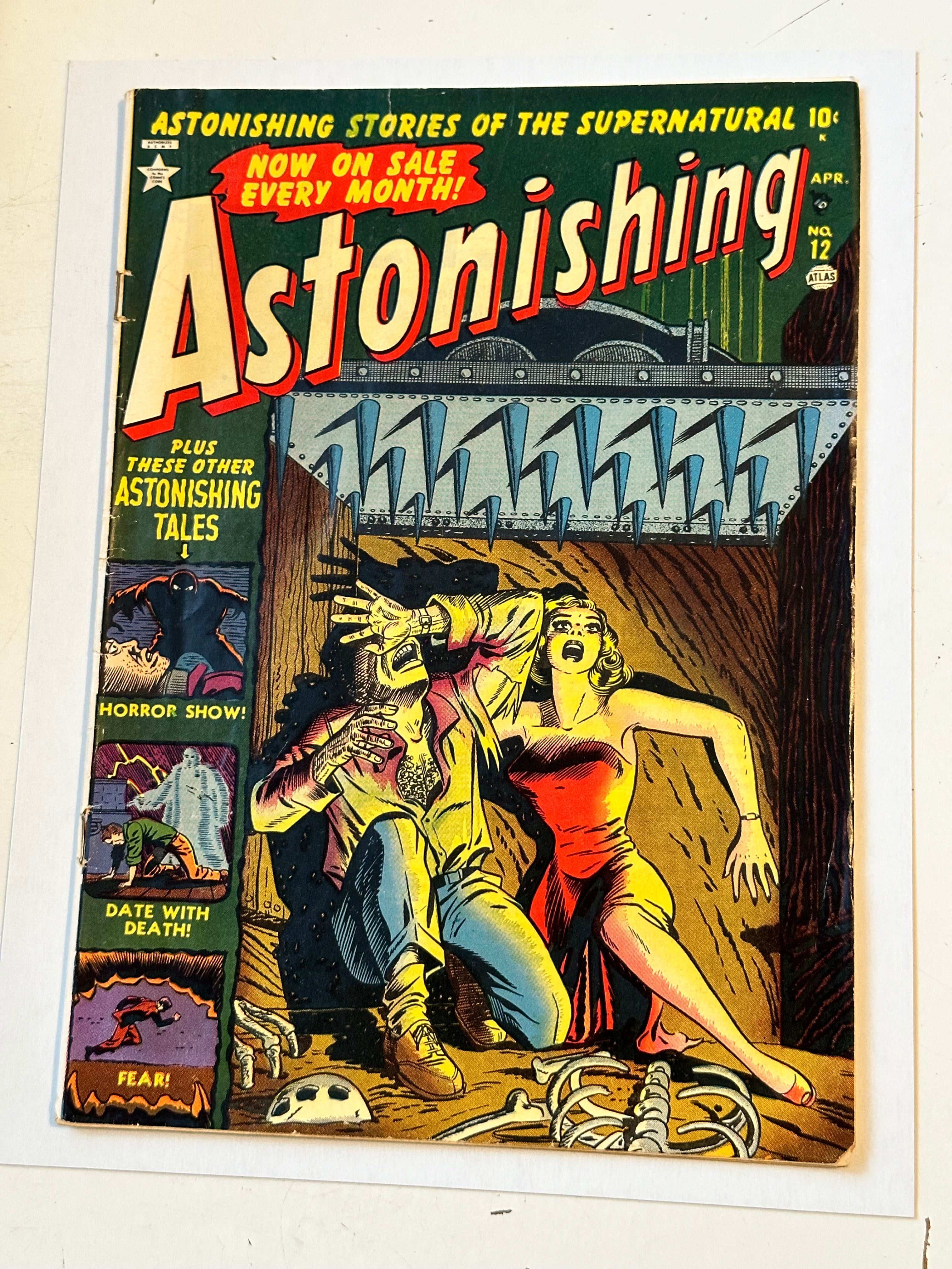 Astonishing rare vintage vg condition horror comic book 1952