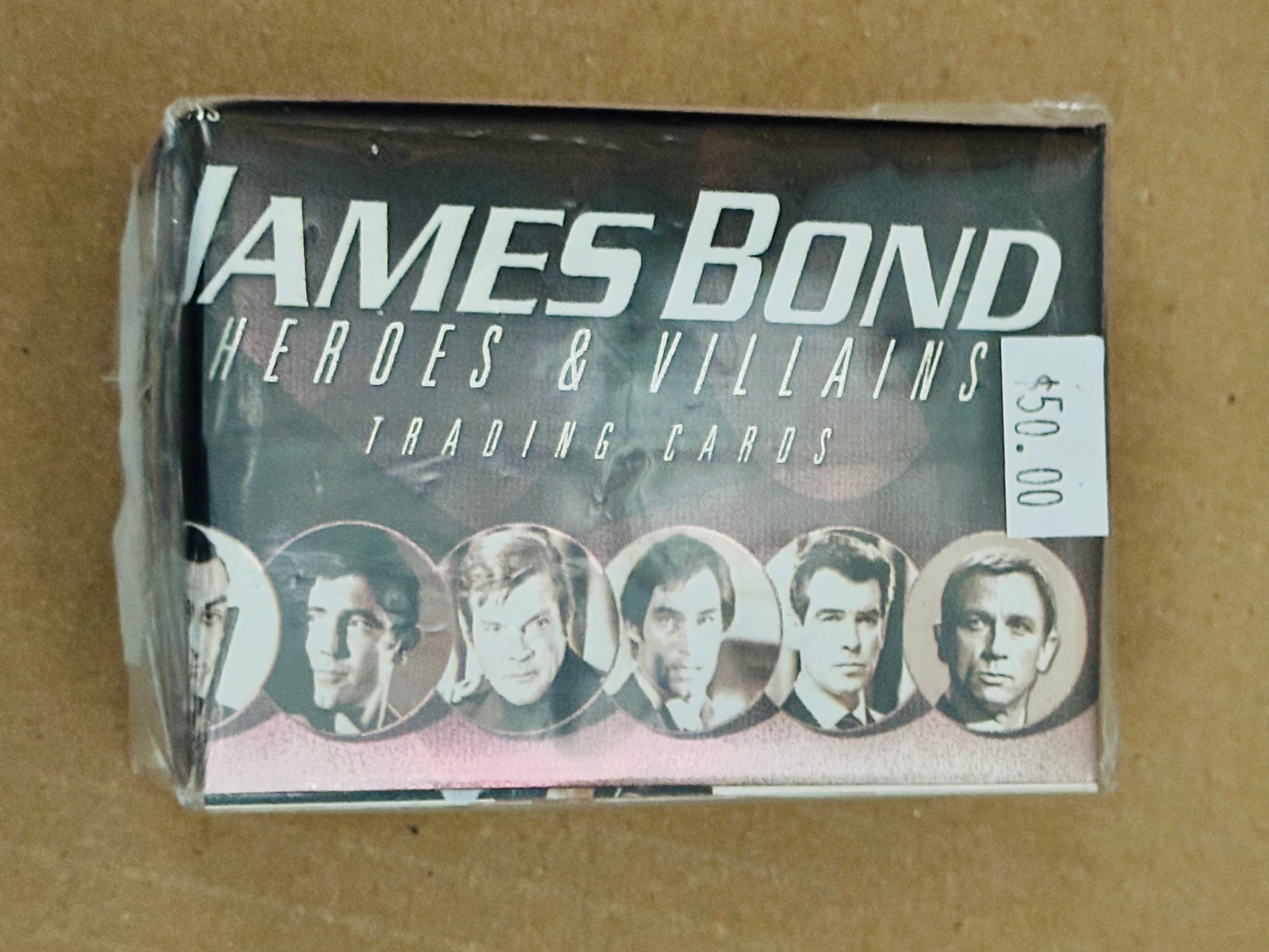 James Bond Heroes and Villains movie cards set 2010
