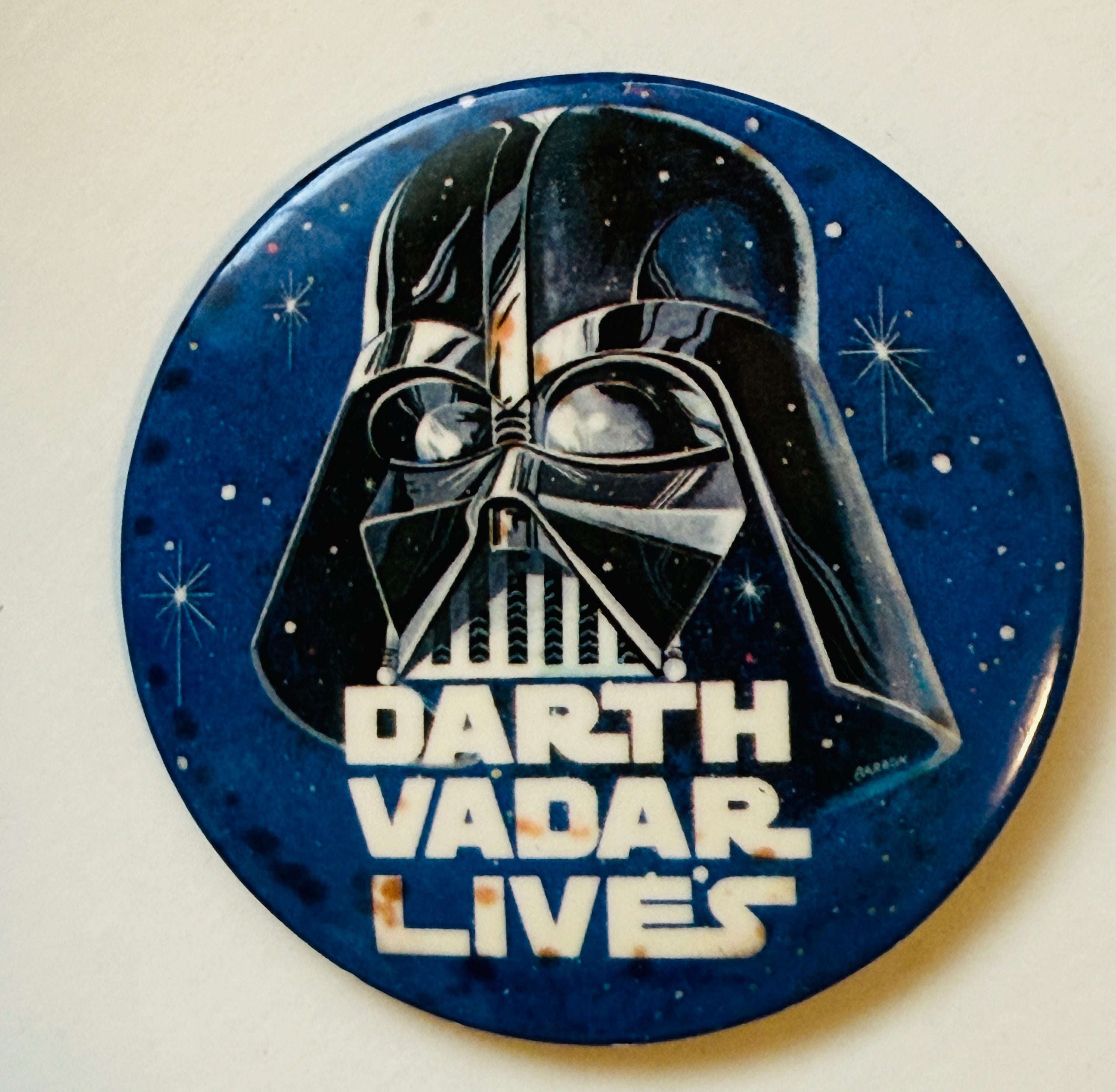 Star Wars; Darth Vader lives button 1980