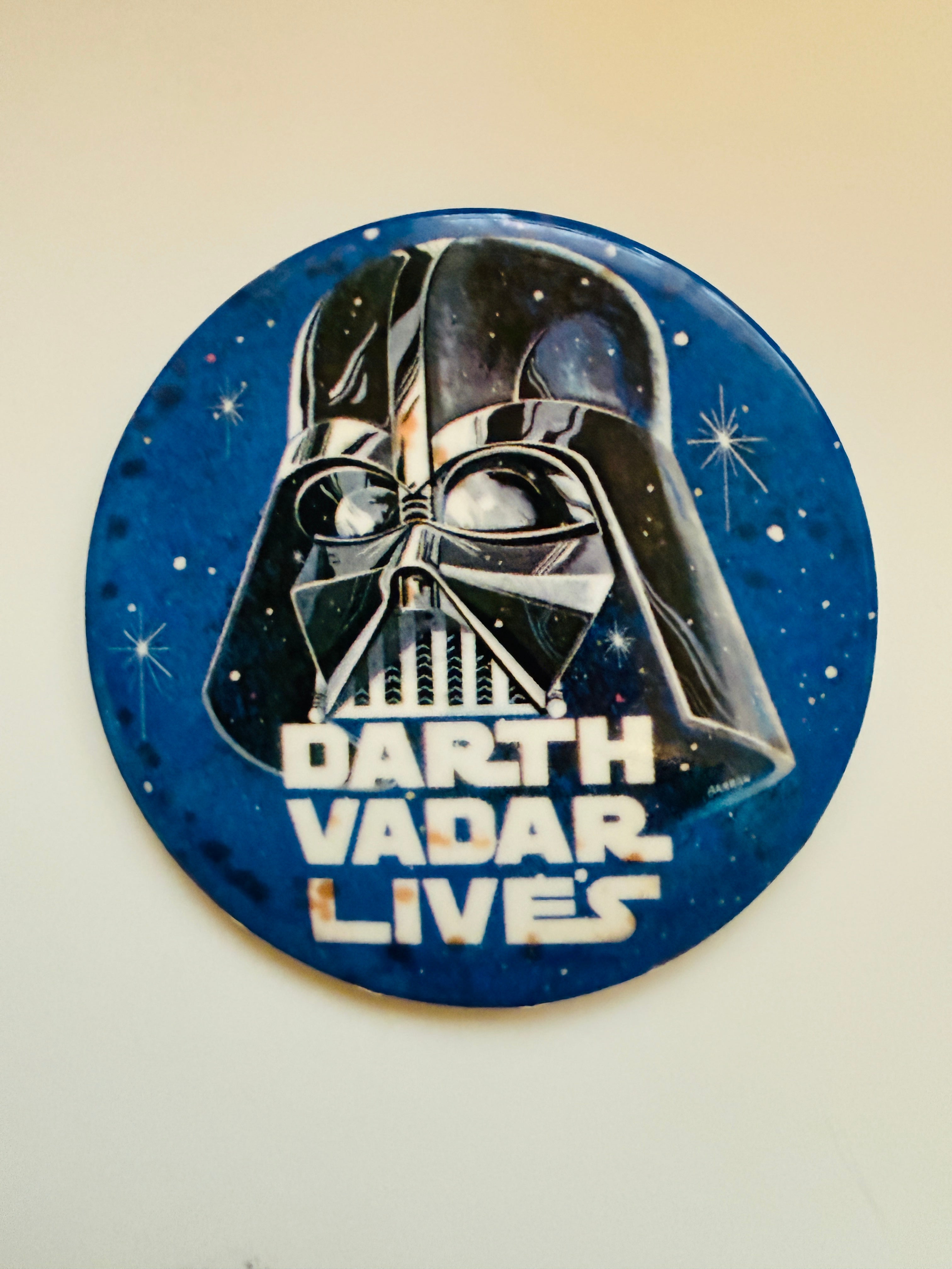 Star Wars original Darth Vader Lives vintage 3x3 size button 1980