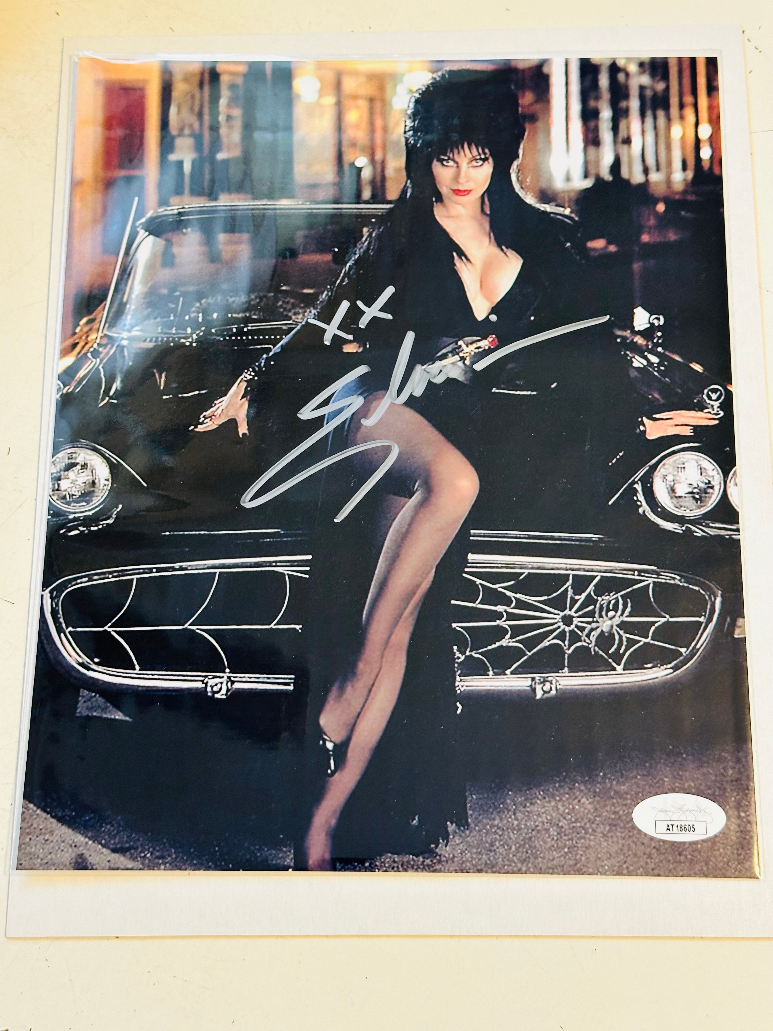 Elvira Horror legend autograph 8x10 photo certified by JSA