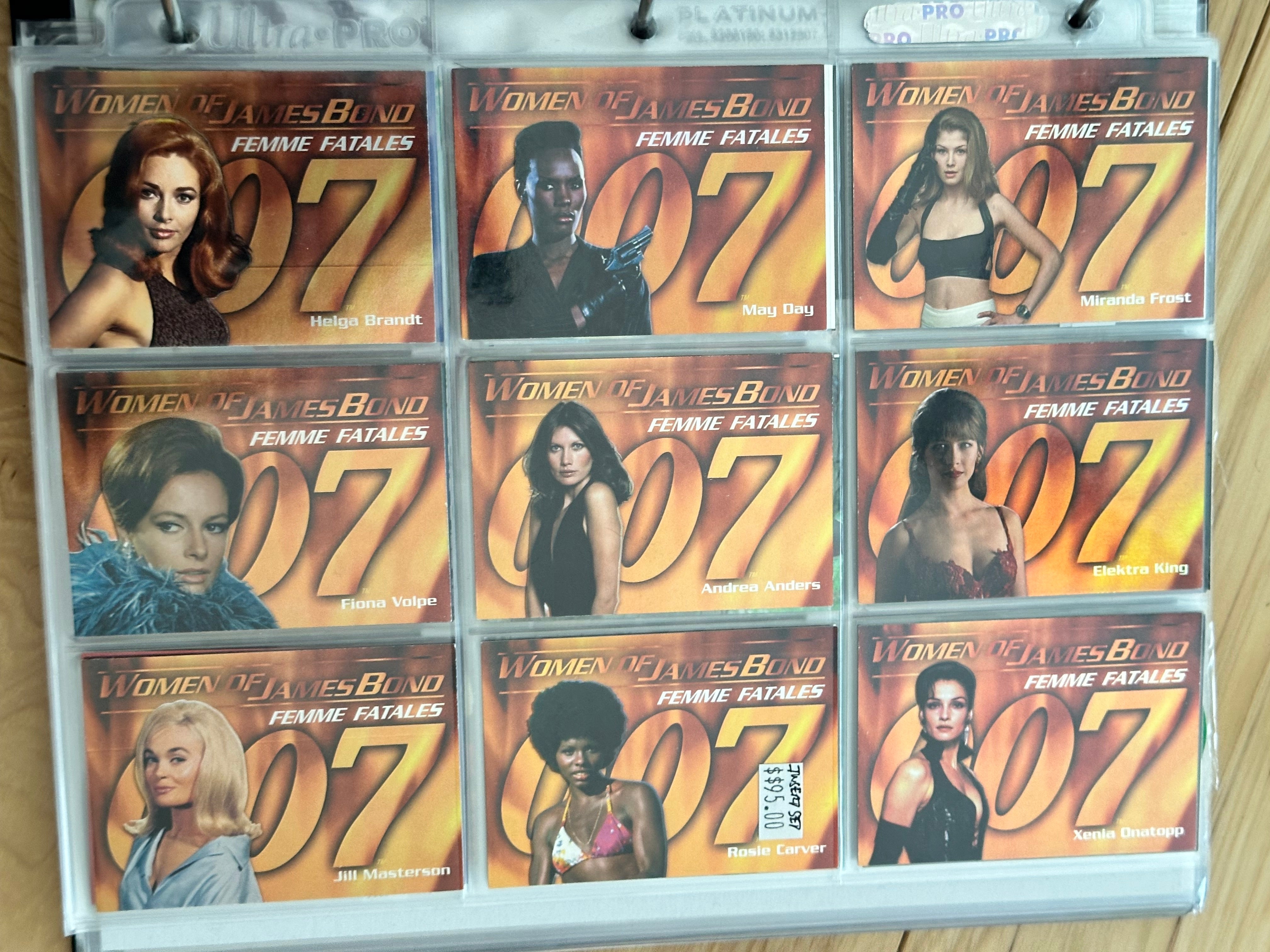 James Bond movies women of Bond nine foil insert card set 2003