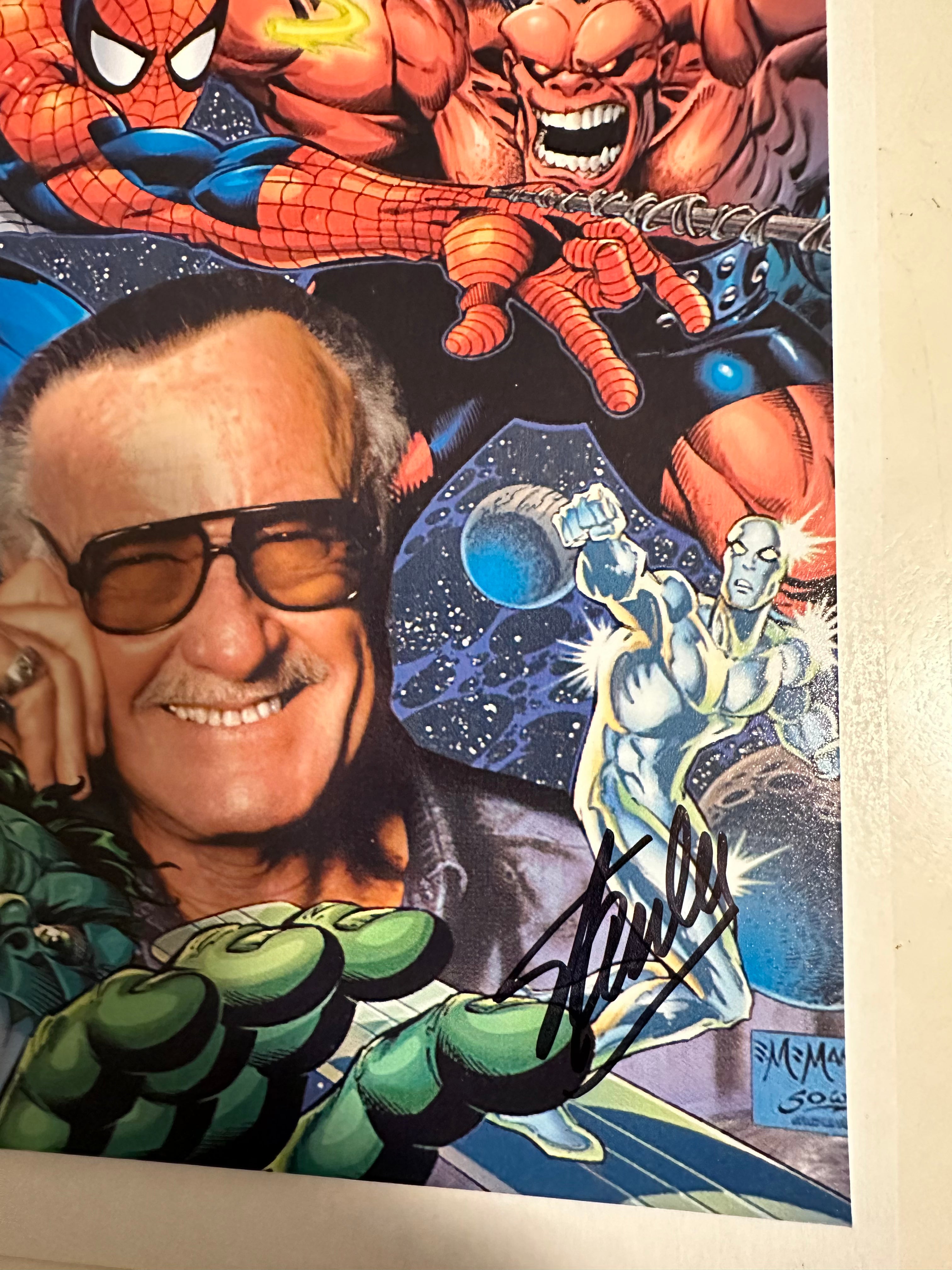 Marvel Comics legend Stan Lee autograph 8x10 photo certified by Fanexpo with COA