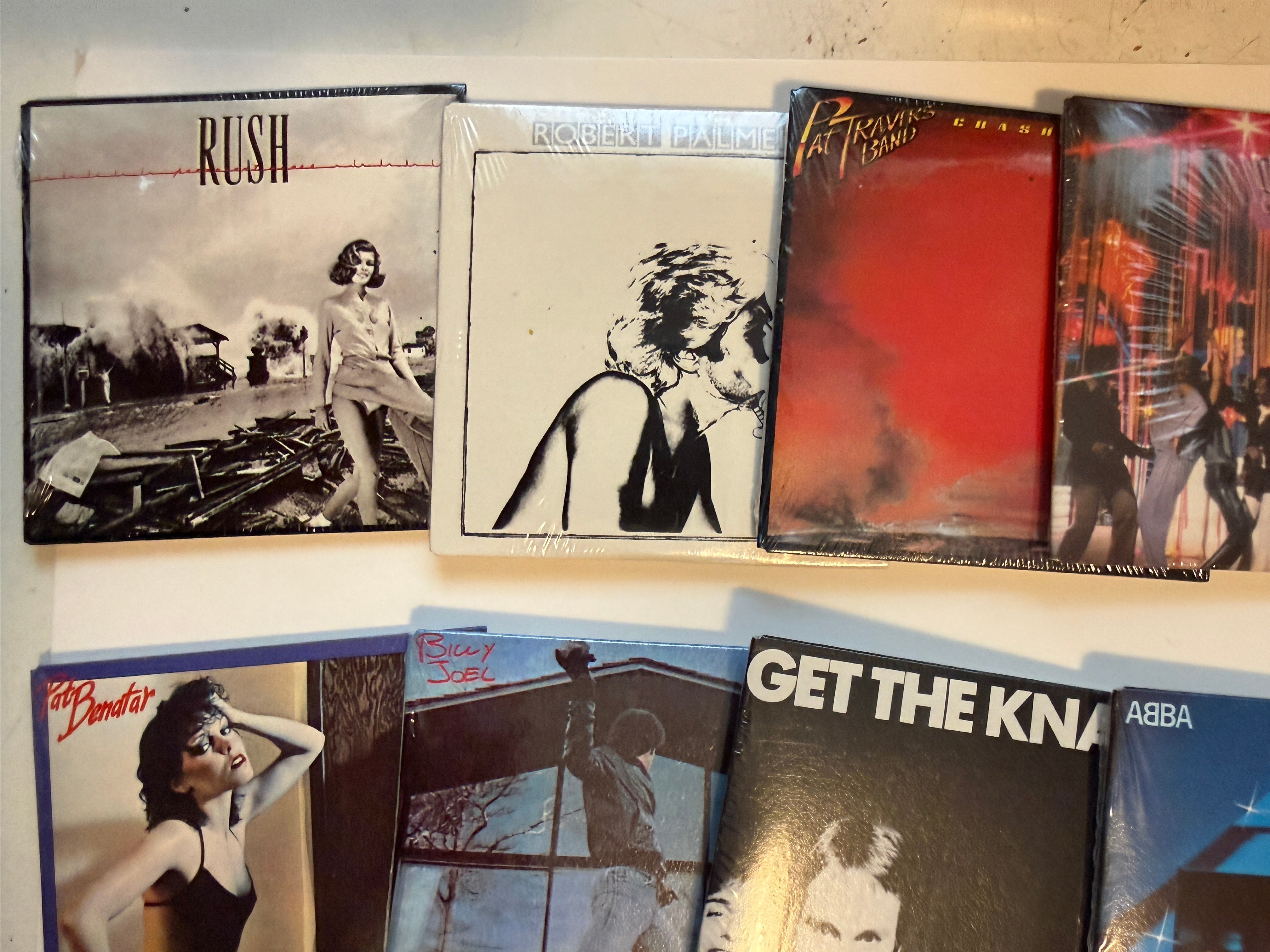 Chu-bops rockstars mini albums with gum 8 count set 1981
