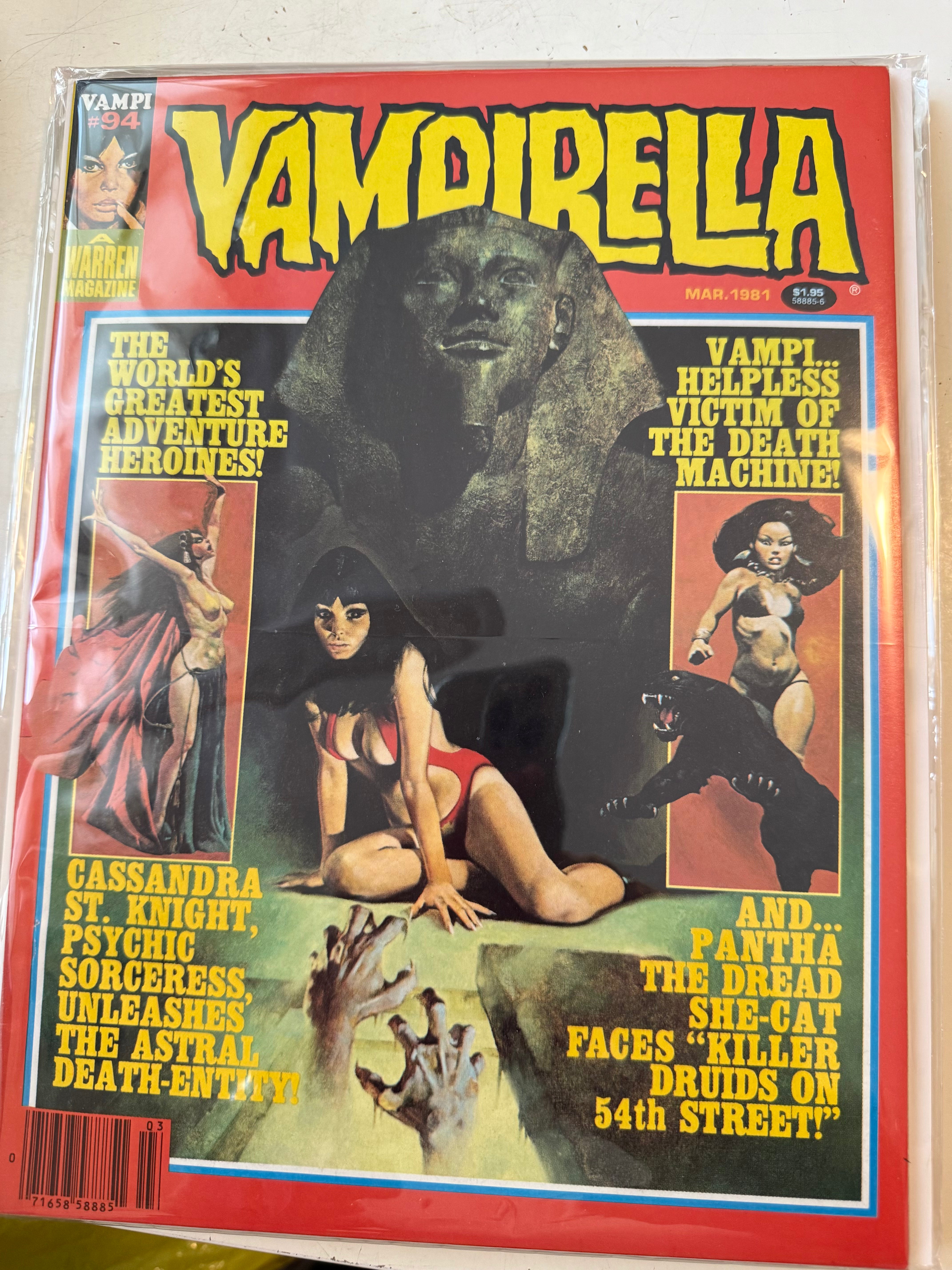 Vampirella #94 high grade VF condition comic magazine 1981