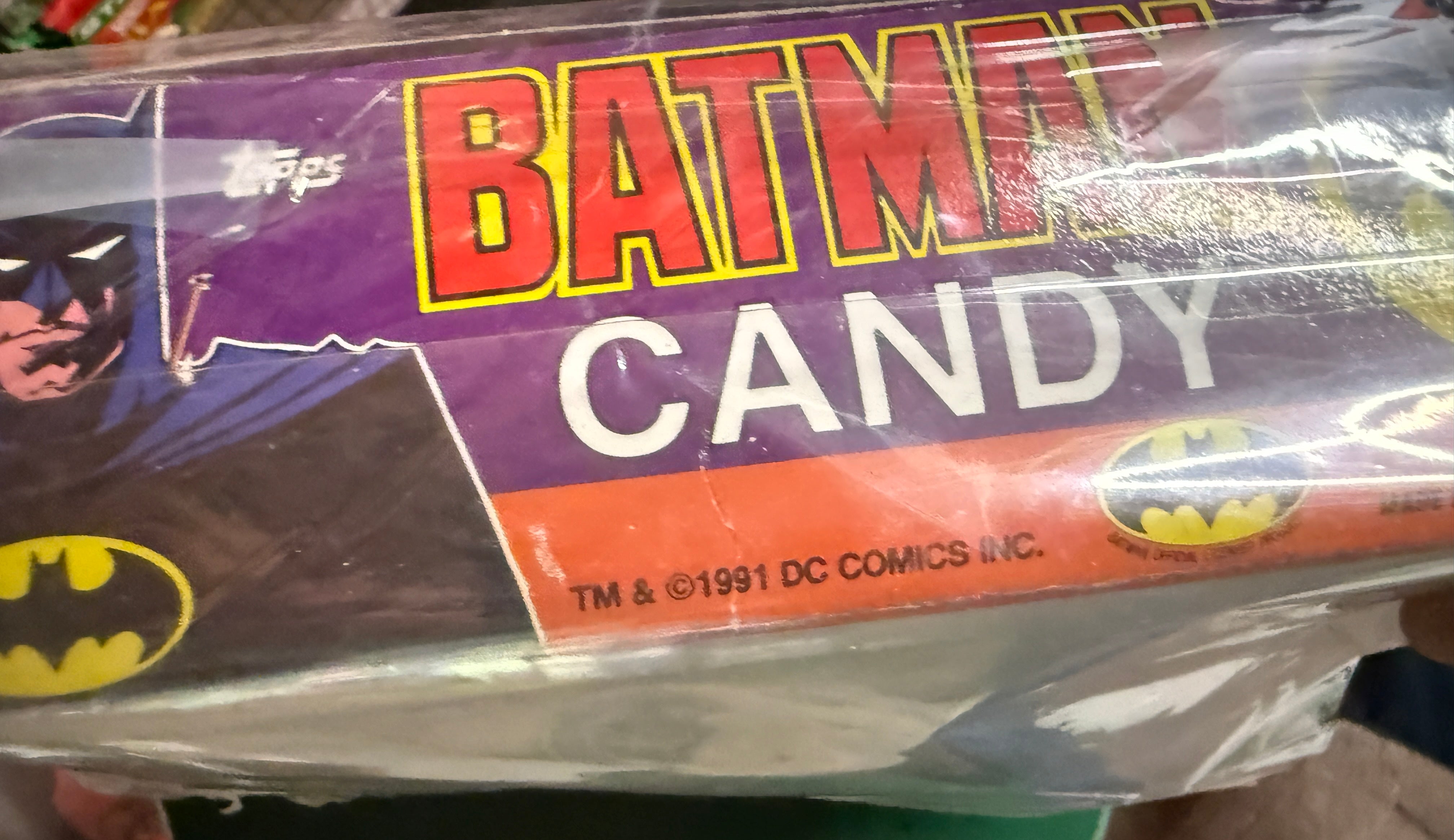Batman rare box 36 Batman heads with Candy, 1991