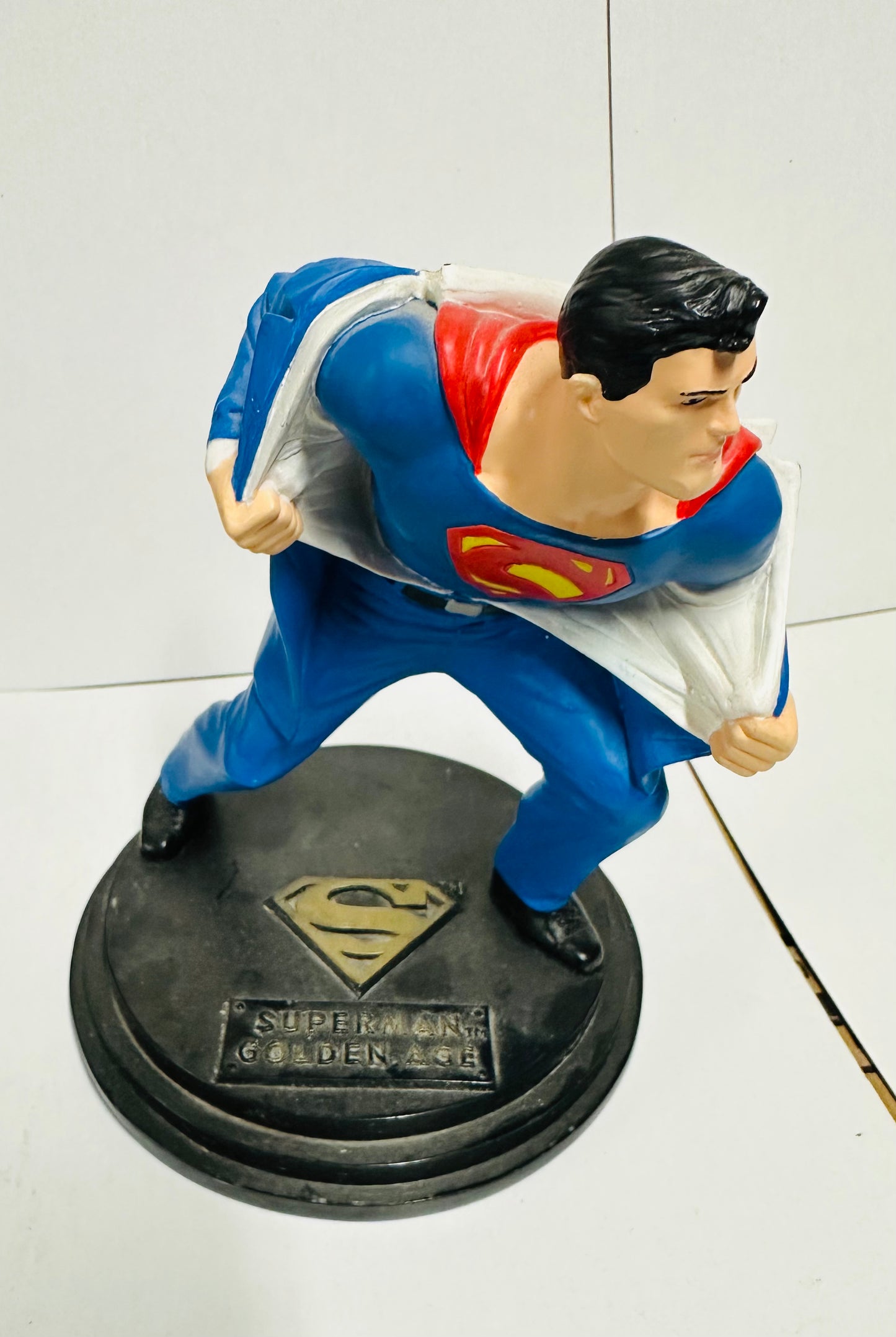 Superman and the Golden age rare statue figure