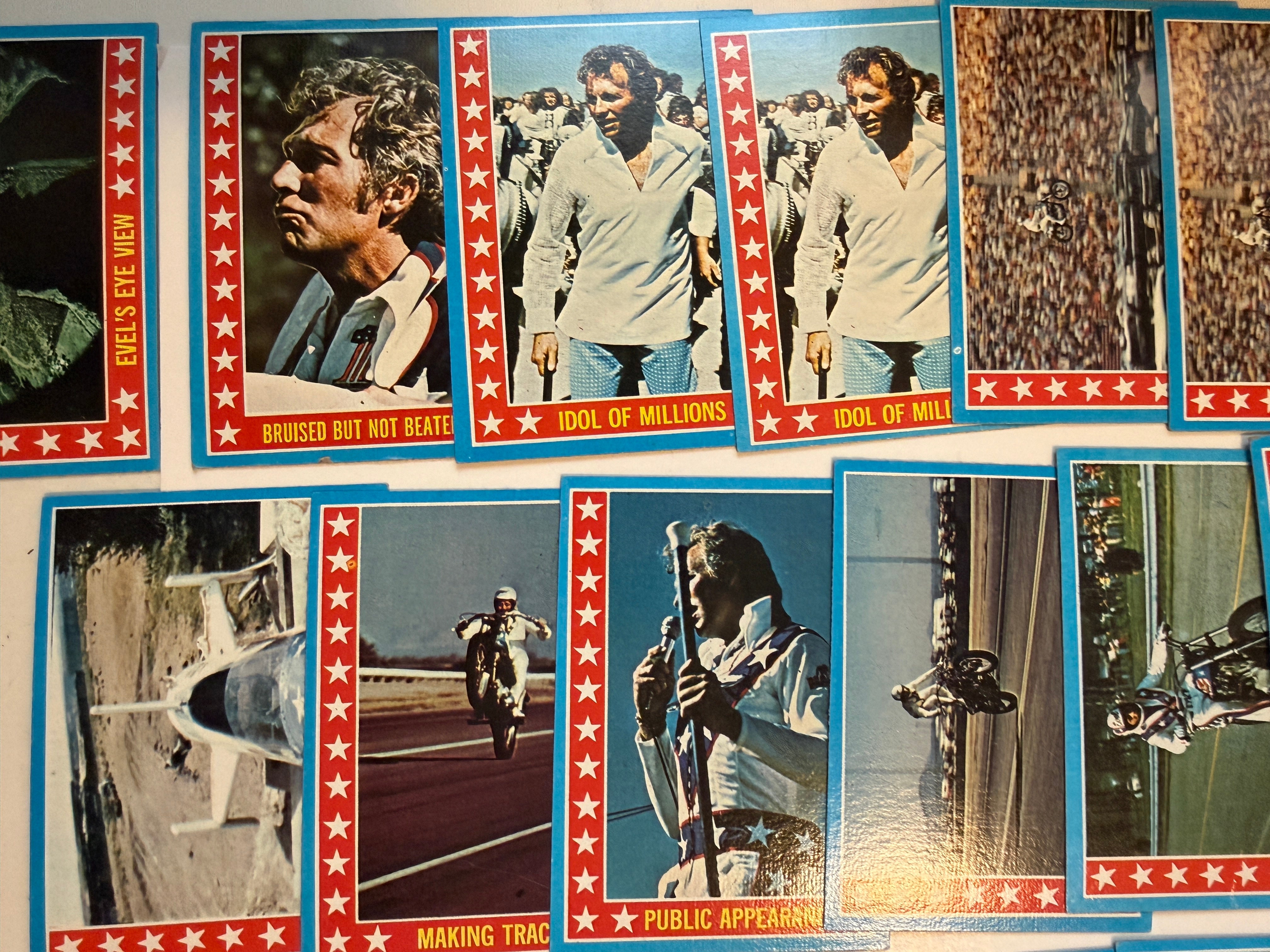 Evel Knievel 29 cards lot deal 1974