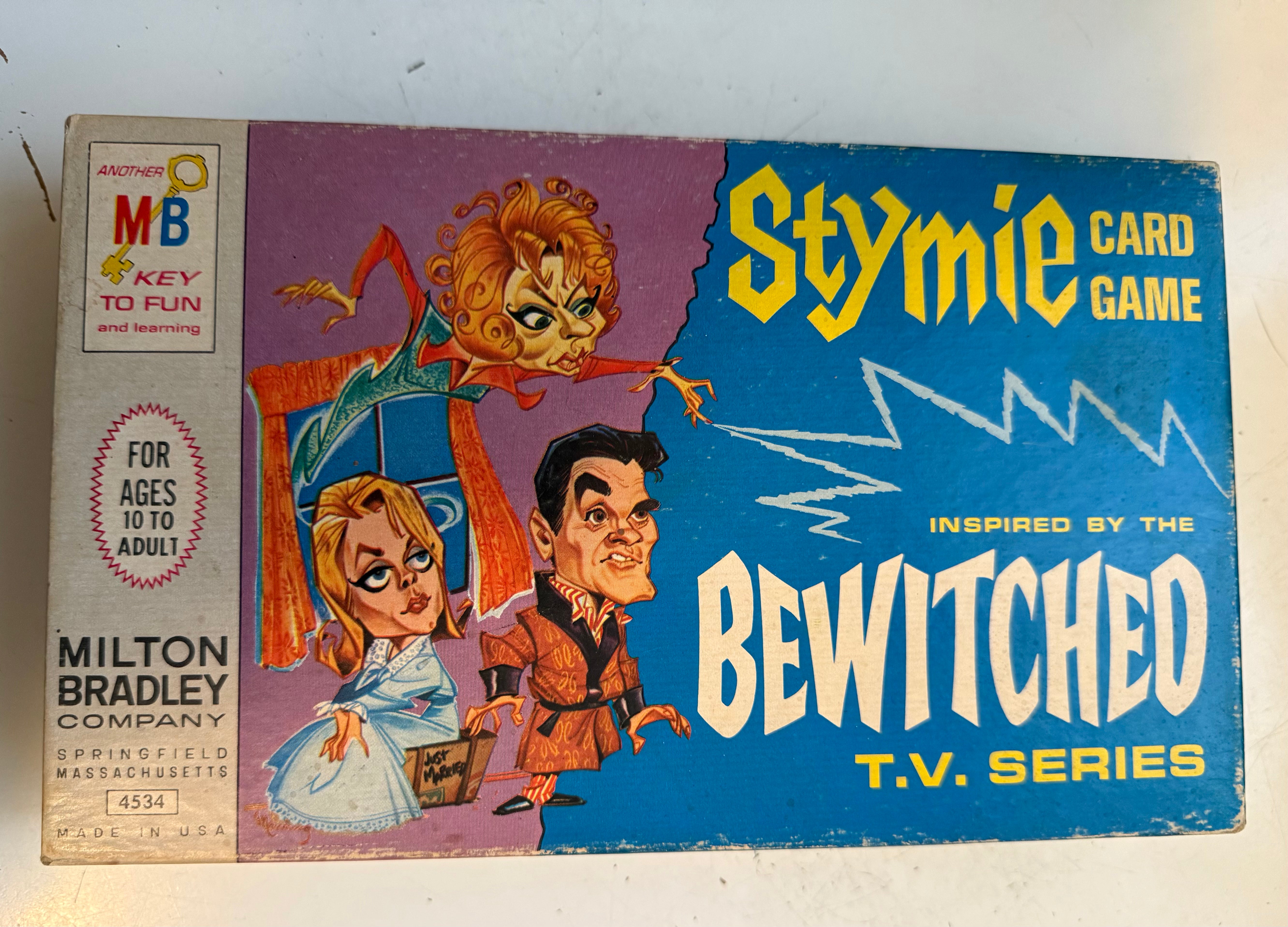 Bewitched board game all Intact 1964