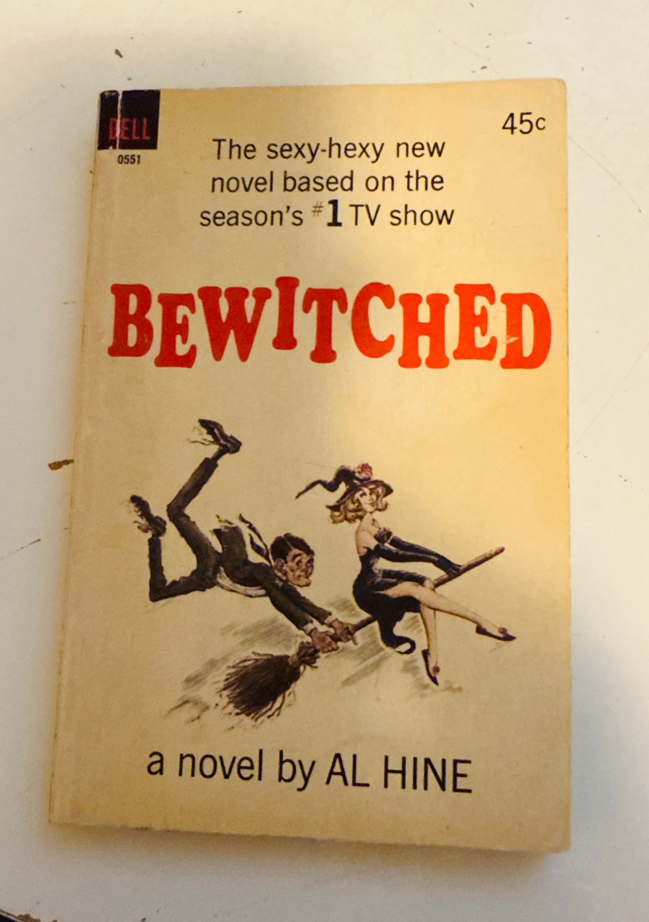 Bewitched TV show rare pocketbook #1 issue by Dell 1960s