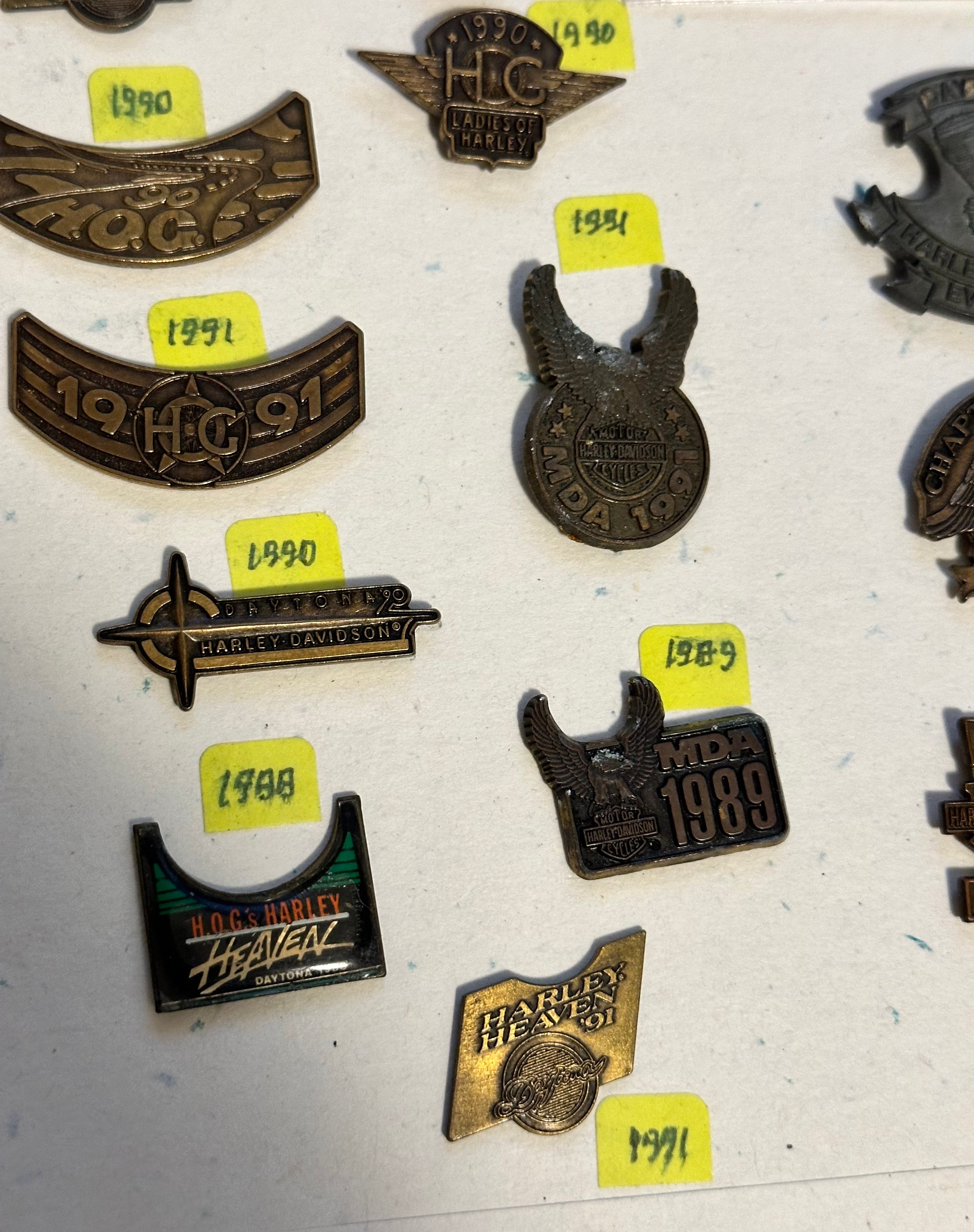 ￼ Harley Davidson vintage motorcycle pins set 1990s