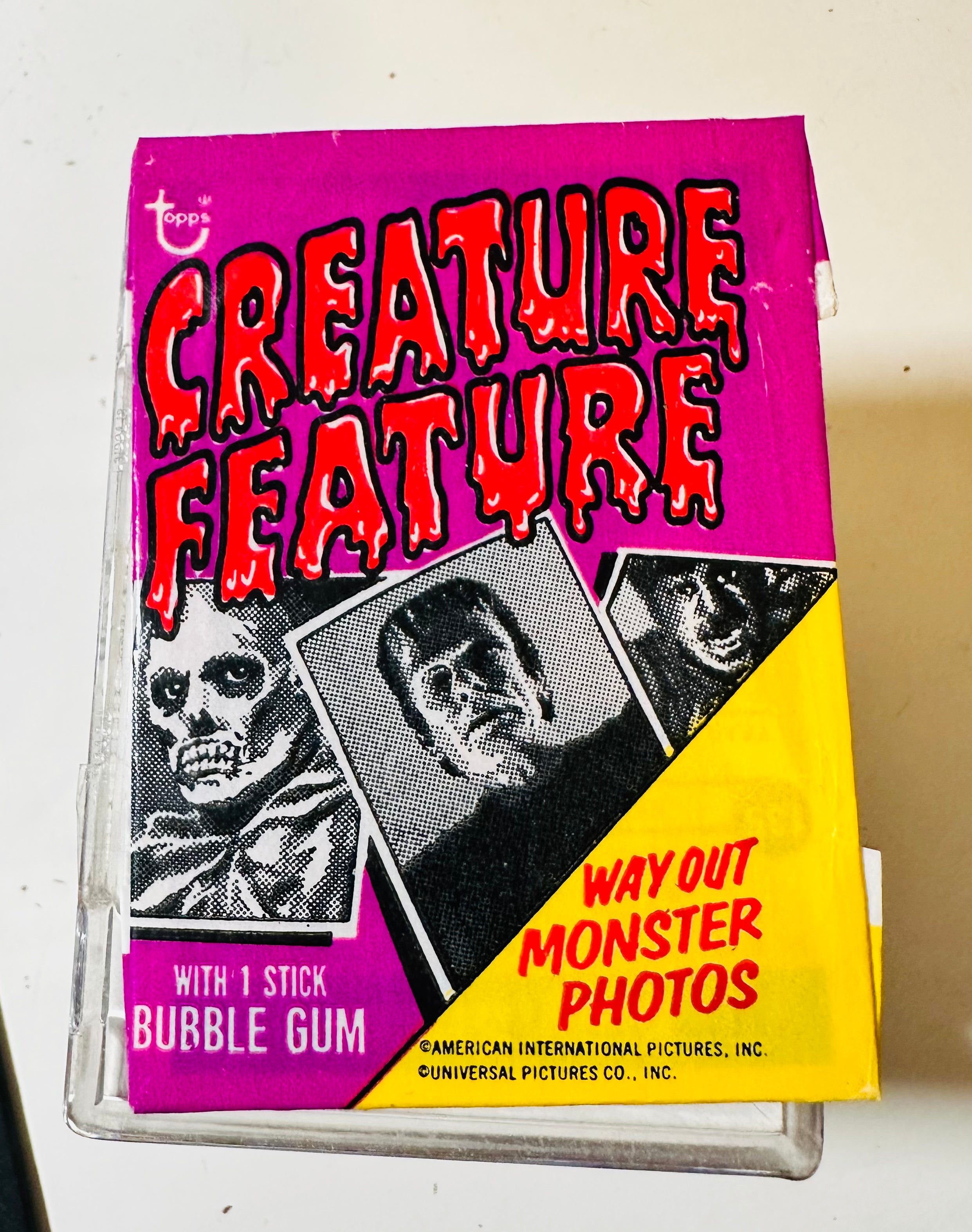 Universal monsters creature feature rare or card set1-128 with rare Opc wrapper 1973