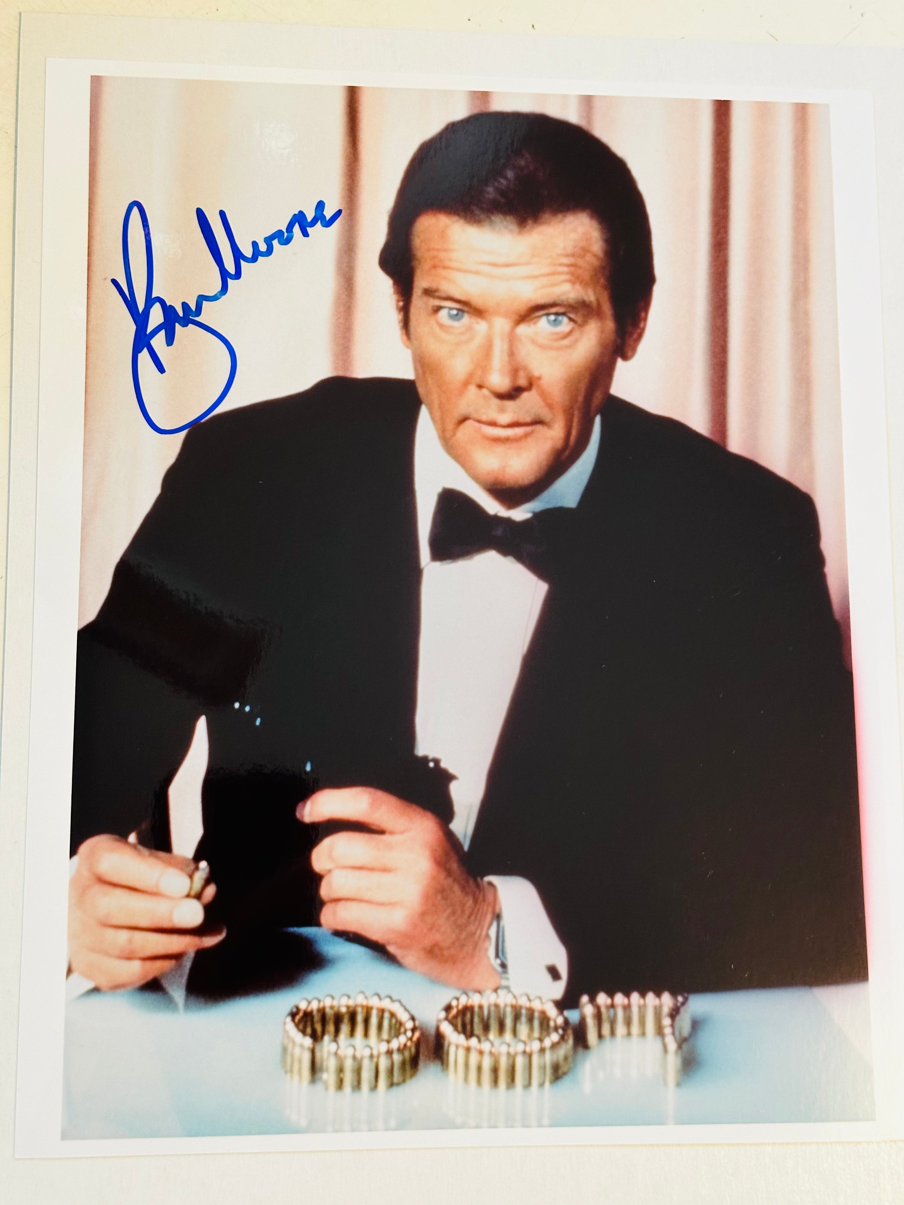James Bond Roger Moore, rare autograph photo with card and COA