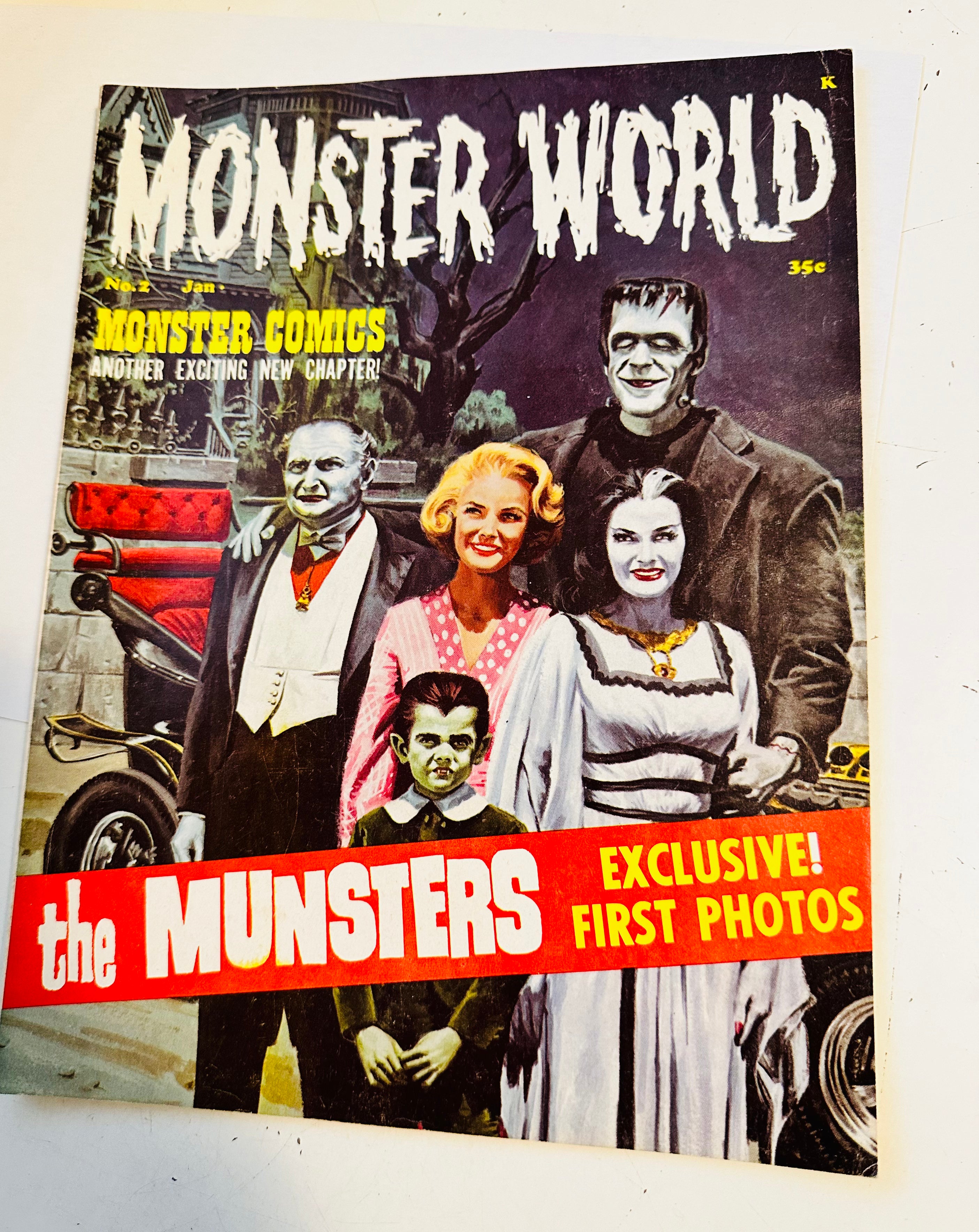 Monster World #2 (The Munsters) preview rare high grade condition horror movies and TV magazine 1964